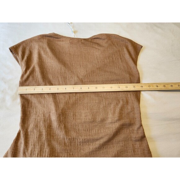 NWT Max Studio Faux Wrap V Neck Tan Cap Sleeve Ruched Top Small - Picture 6 of 10
